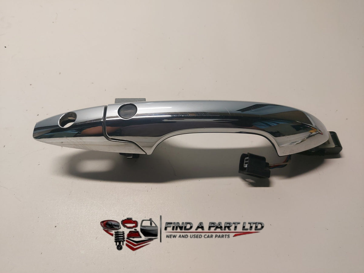 2007 Honda CR-V RE4 - Right Front Exterior Door Handle PN: