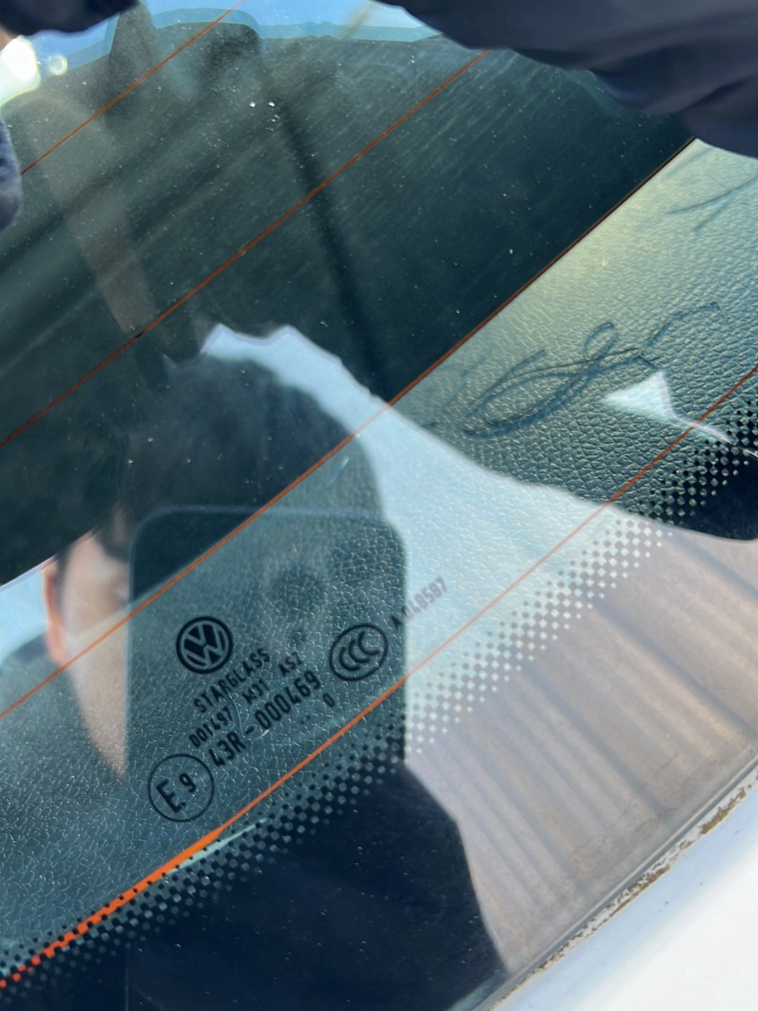 Oct 2008 to Mar 2013- Volkswagen Golf Gen 6 Hatchback 5 Door- Rear Tailgate Glass