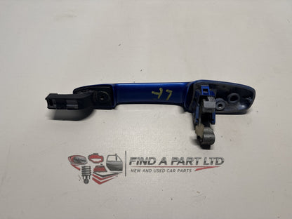 2002 Mazda Demio DY - Left Front Exterior Door Handle PN: