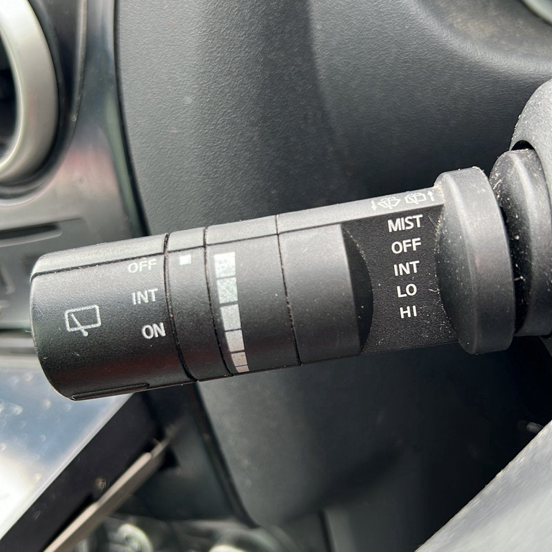2006-2010 Nissan Dualis J10 J10 - Wiper Switch PN: