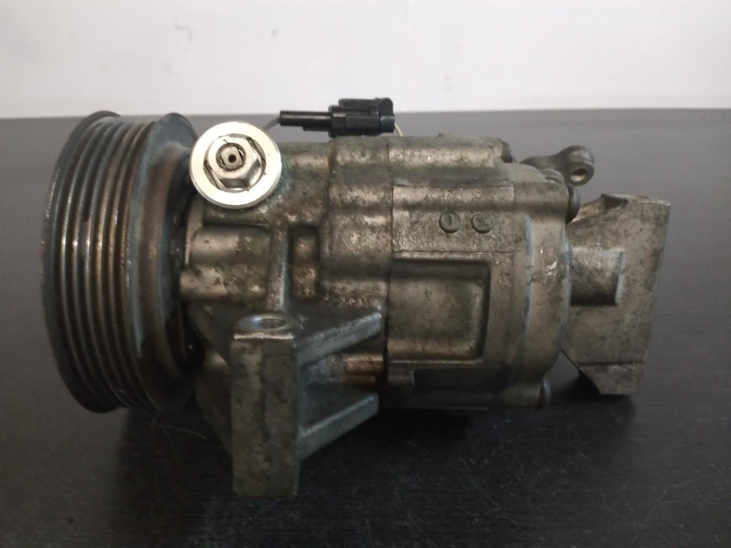 Sep 2004 to Jan 2013- Nissan Tiida C11 1.8L Engine Code MR18- A/C Compressor