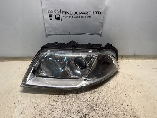 2001-2006 Volkswagen Passat- Left Headlight PN: 3B0 941 015 AP