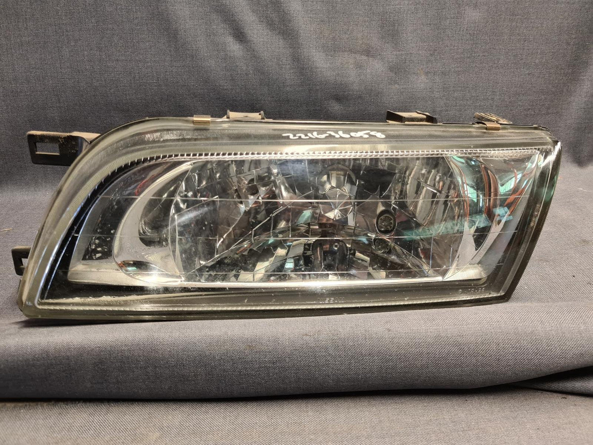 Oct 1995 to Mar 1998 - Nissan Pulsar N15 - Left Headlight - Ichikoh Lens# 1513