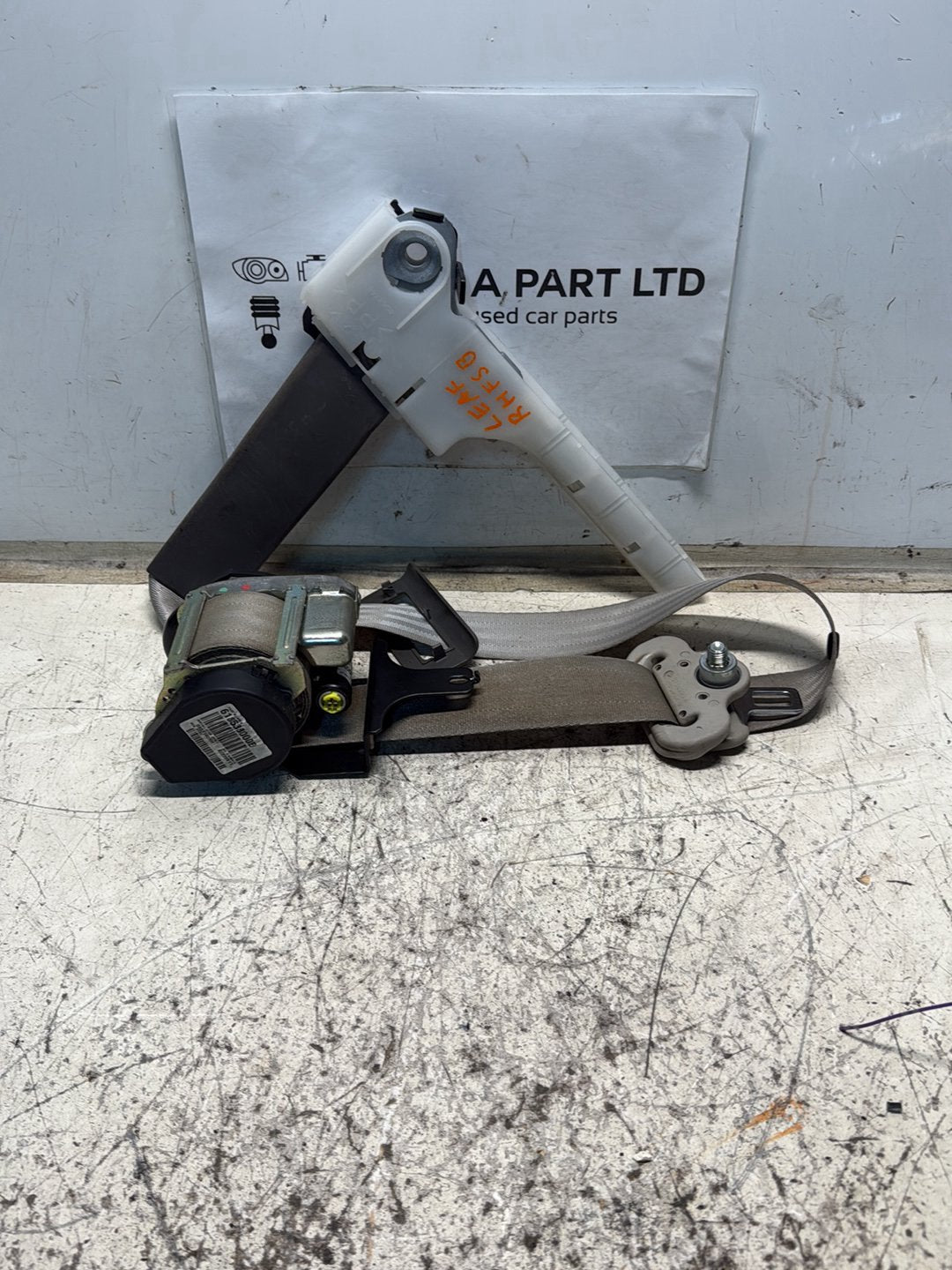 2012-2016 Nissan Leaf - Right Front Seat Belt PN: 6185369