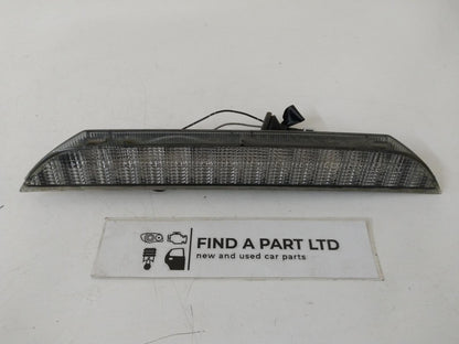 Nov 2006 to Sep 2009 - Mitsubishi Outlander ZG - High Level Stoplight