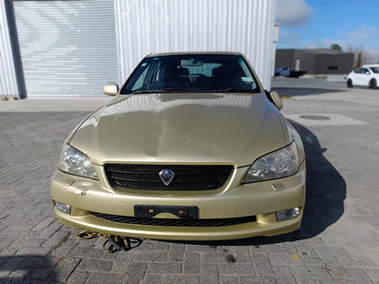 2002 Toyota Altezza Gita JCE10