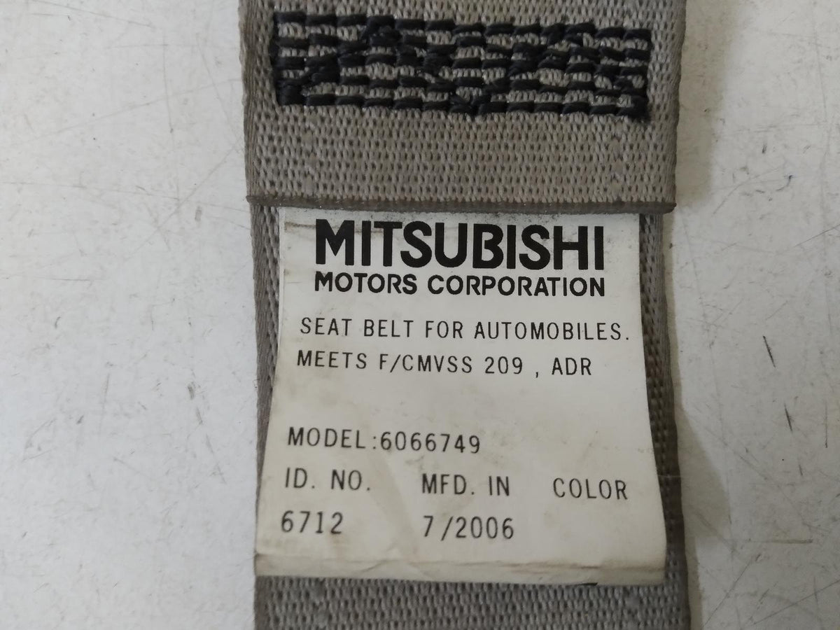 Nov 2006 to Sep 2009 - Mitsubishi Outlander ZG - Left Rear Seat Belt - Mid