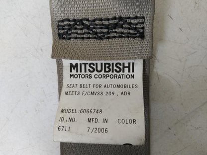 Nov 2006 to Sep 2009 - Mitsubishi Outlander ZG - Right Rear Centre Seat Belt - Mid