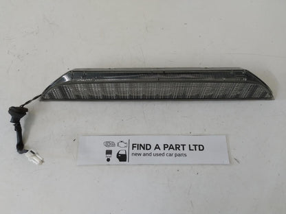 Nov 2006 to Sep 2009 - Mitsubishi Outlander ZG - High Level Stoplight