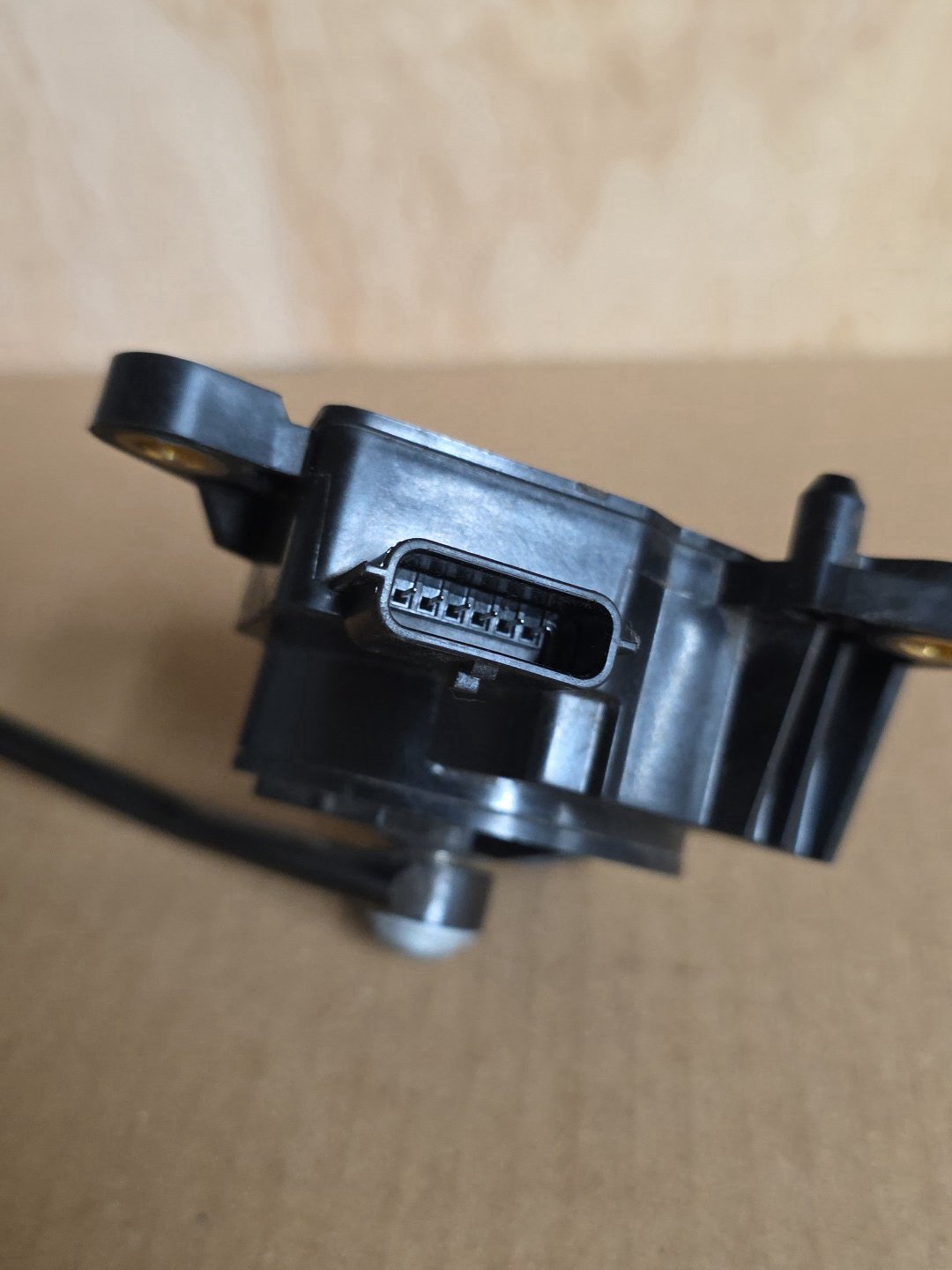 2004-2013 Nissan Tiida C11 C11- Accelerator Pedal PN: 2016A 01175
