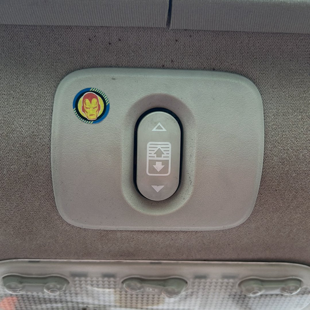 2006-2010 Nissan Dualis J10 J10 - Sunroof Switch PN: