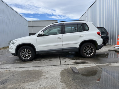2008-2016 Volkswagen Tiguan Track & Fun MK1- 5N WVGZZZ5NZAW089701