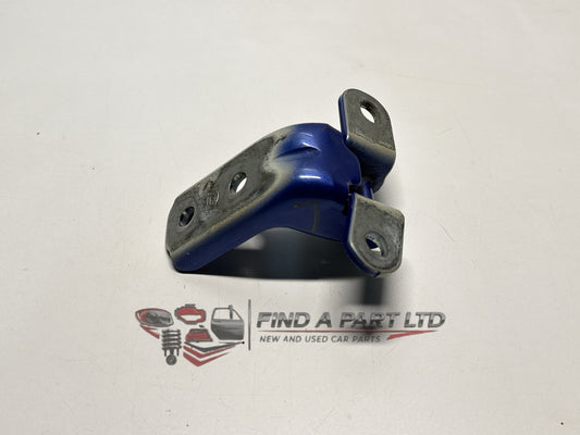 2014 Kia Rio JB - Left Upper Door Hinge PN: