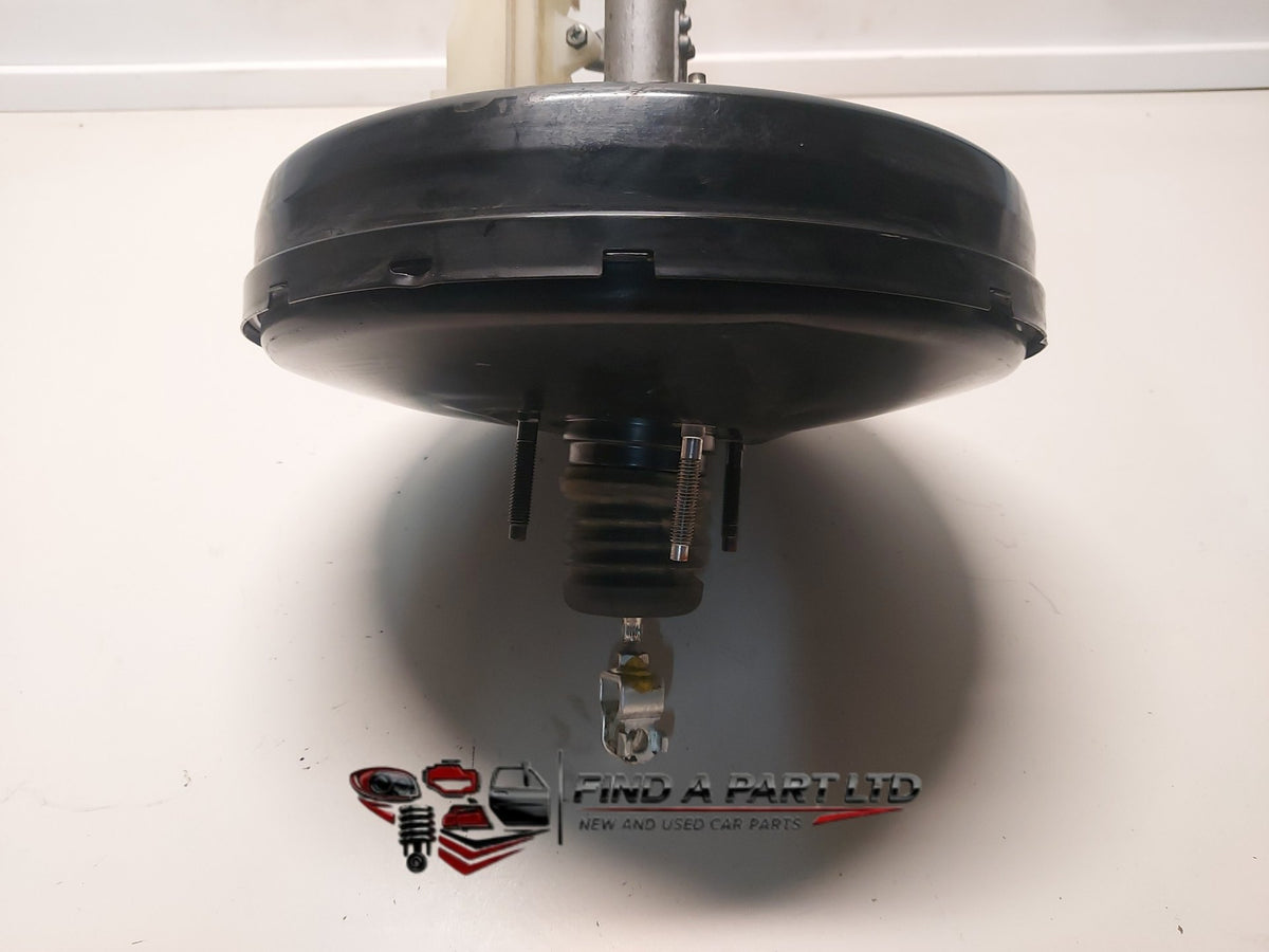 2007 Honda CR-V - Brake Booster and Master Cylinder Assembly PN: