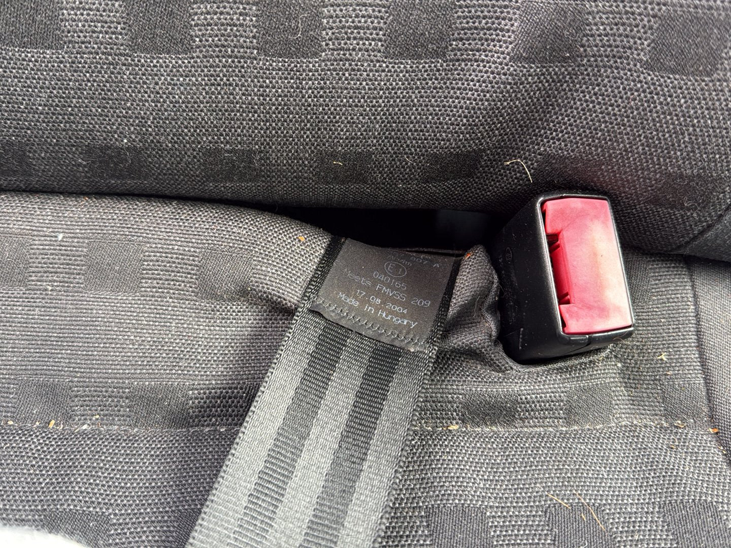 1998-2005 Volkswagen Passat- Centre Seat Belt PN: