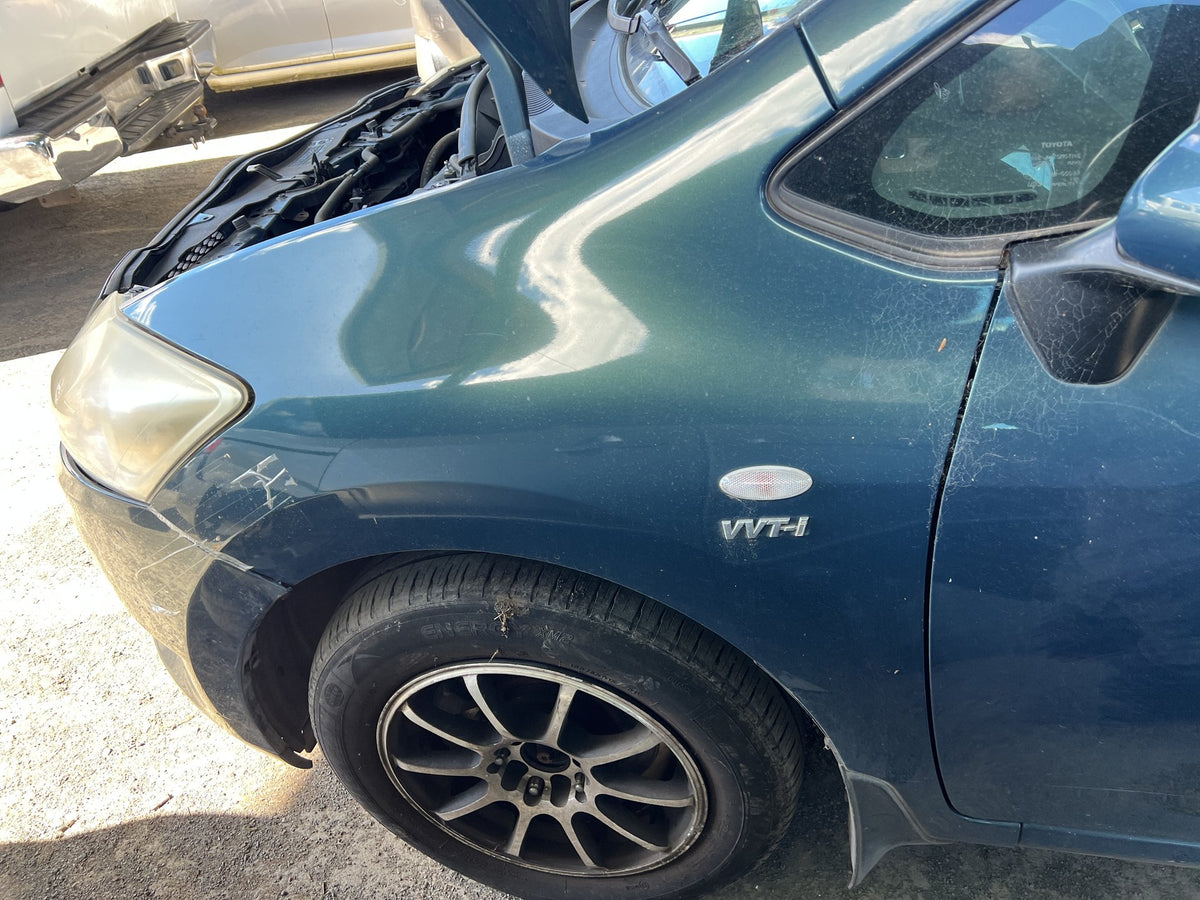 2009 Toyota Corolla JTNKU56E00109575 - Left Front Guard PN: