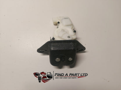 2007 Honda CR-V RE4 - Tailgate Lock Mechanism PN: