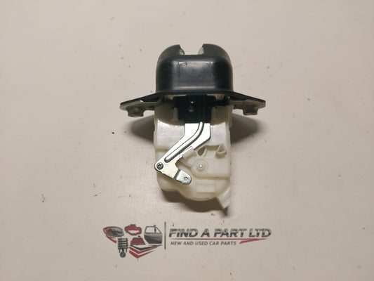 2008 Subaru Impreza GH - Tailgate Lock Mechanism PN: