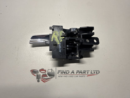 2016 Mitsubishi Outlander GF*W - Right Front Door Interior Handle PN: