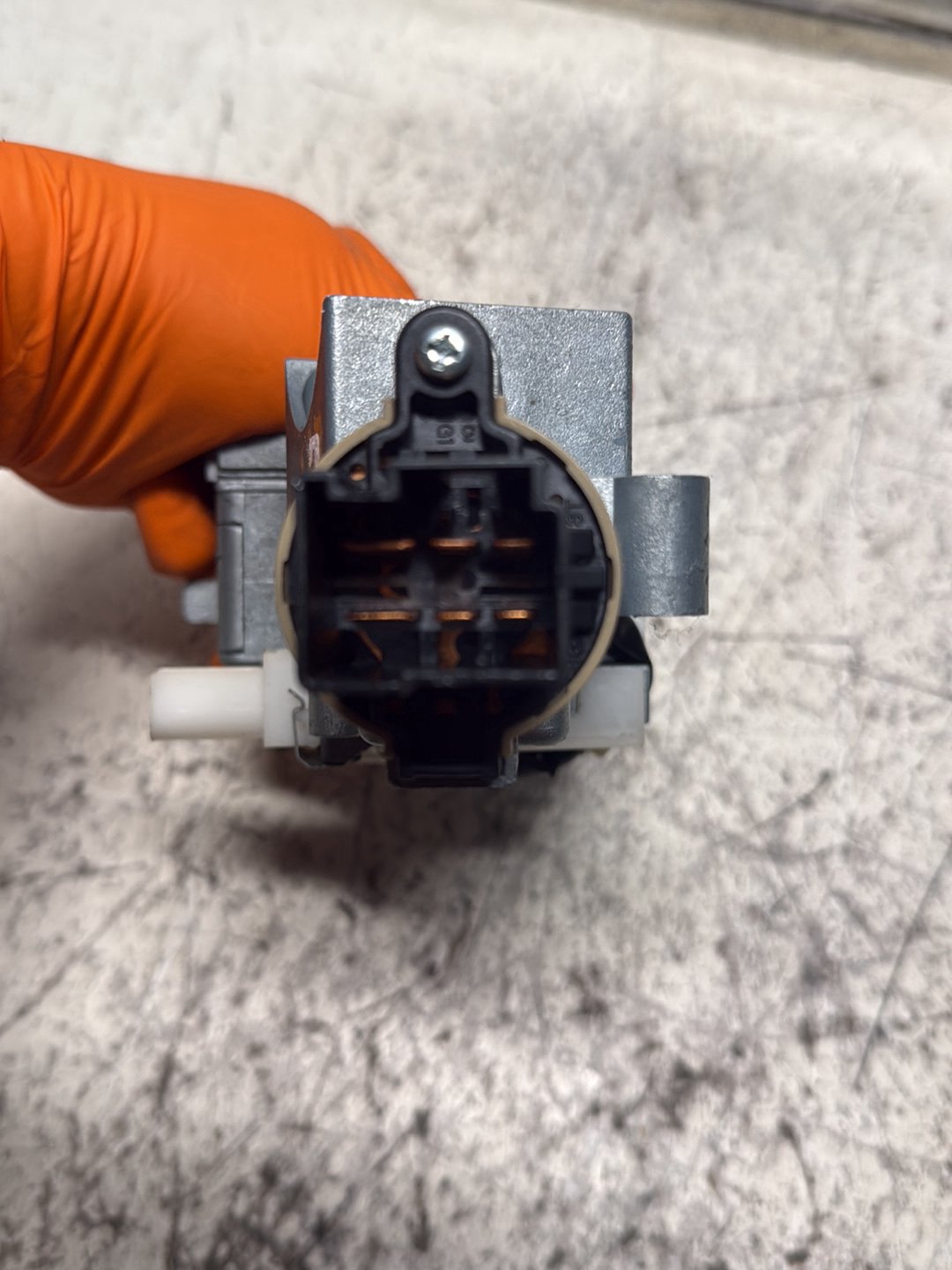 2002-2007 Mazda Mazda6- Ignition Switch PN: sl-39