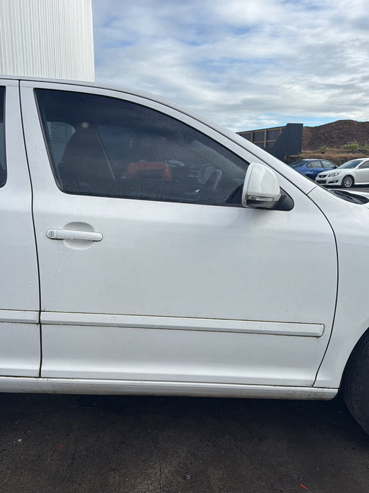 2012-2020 Skoda Octavia 5E - Right Front Door Shell PN: