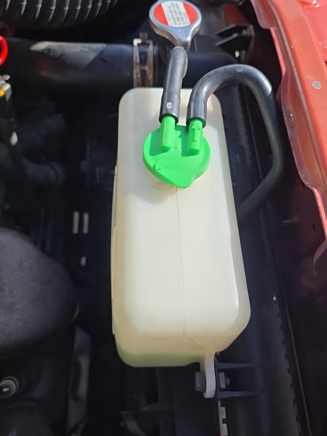 2006-2012 Suzuki SX4 YA11S - Overflow Bottle PN: