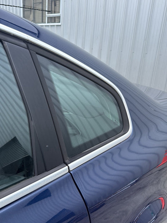 1998-2005 Volkswagen Passat- Left Rear Side Glass PN: