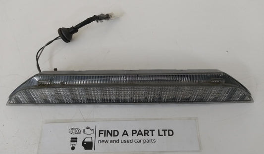 Nov 2006 to Sep 2009 - Mitsubishi Outlander ZG - High Level Stoplight