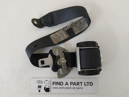 Nov 2006 to Sep 2009 - Mitsubishi Outlander ZG - Right Rear Centre Seat Belt - Mid