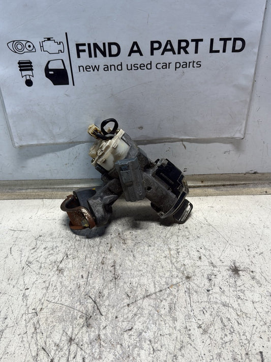 2002-2007 Toyota Corolla - Ignition With Key PN: 2039d