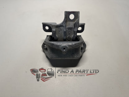 2016 Mitsubishi Outlander GF*W - Left Engine Mount PN: