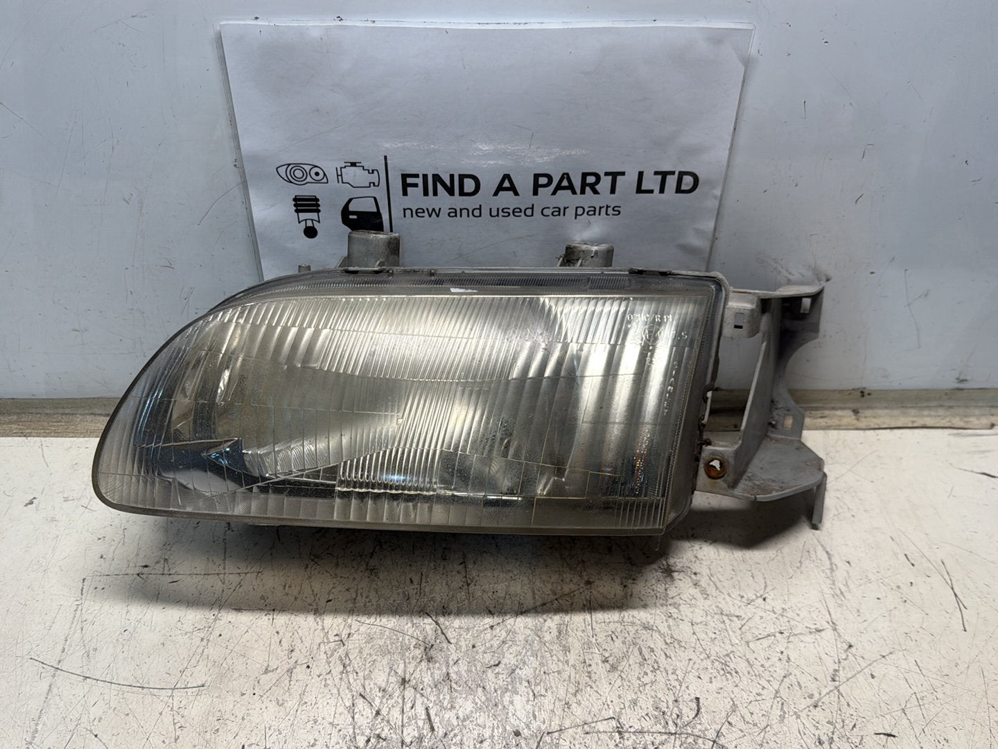 1995-1998 Honda Odyssey- Left Headlight PN: 03316683