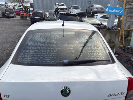 2012-2020 Skoda Octavia 5E - Tailgate Glass PN: