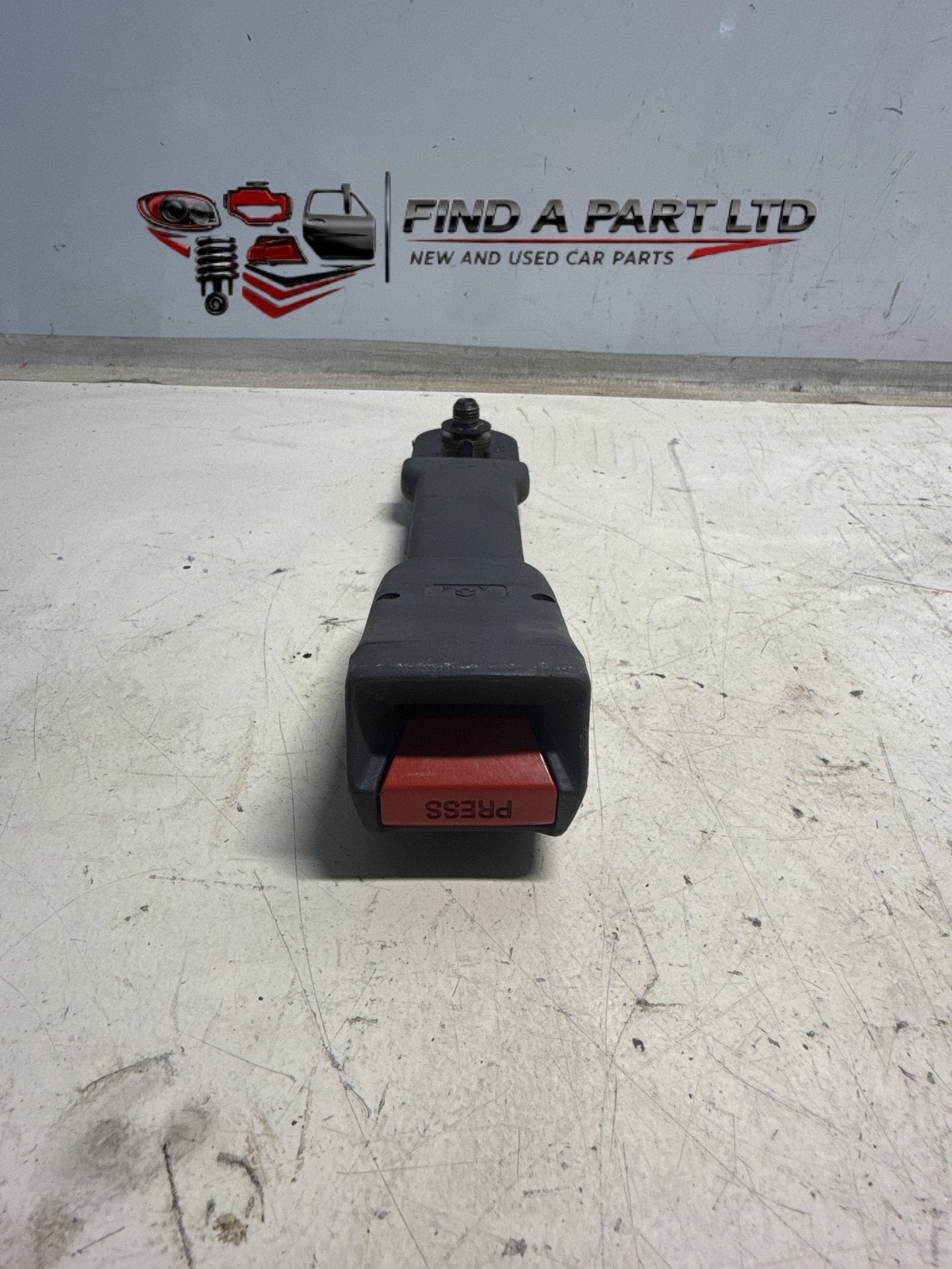 1995-1998 Honda Odyssey - Right Rear Seat Belt Stalk PN:
