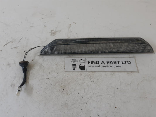 Nov 2006 to Sep 2009 - Mitsubishi Outlander ZG - High Level Stoplight