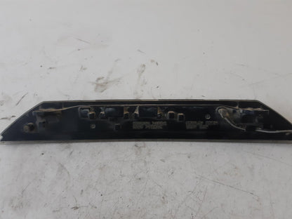 Nov 2006 to Sep 2009 - Mitsubishi Outlander ZG - High Level Stoplight