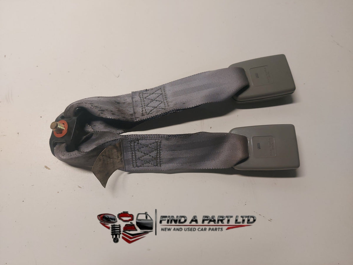 2004 Toyota Camry XV30 - Centre Seat Belt Stalk PN: 73480-YC080-B0