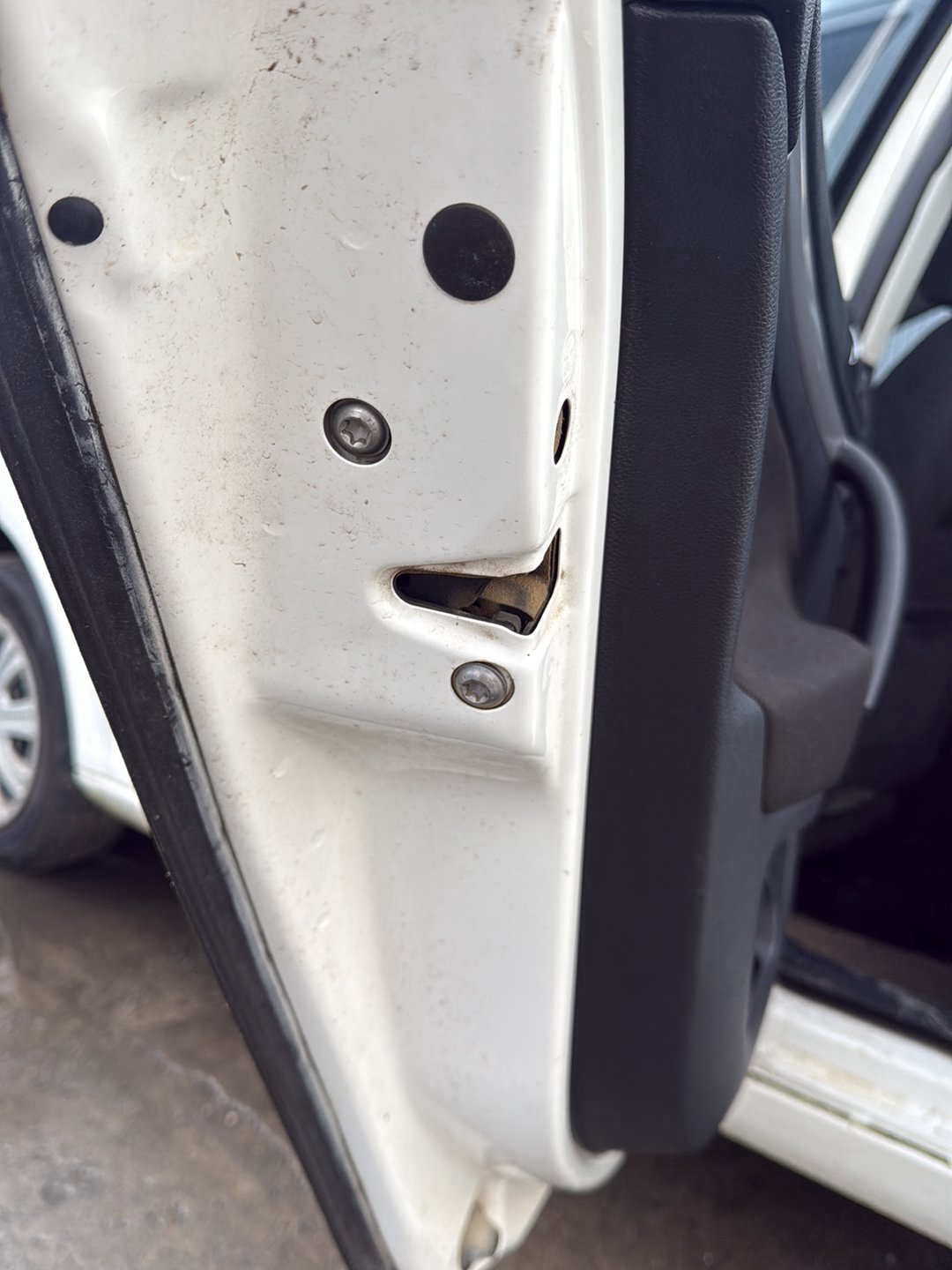 2012-2020 Skoda Octavia 5E - Left Rear Lock Mechanism PN: