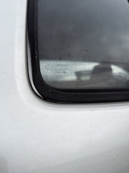 2003-2011 Toyota Raum Z20 NCZ20 - Right Rear Quarter Door Glass PN: