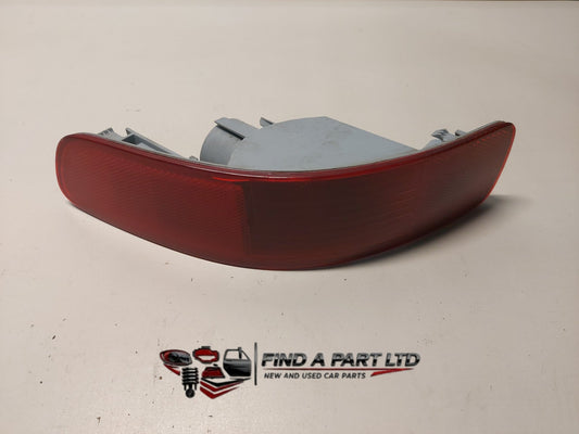 2010 Mitsubishi Outlander CW*W - Right Rear Bumper Reflector PN: RCL-009
