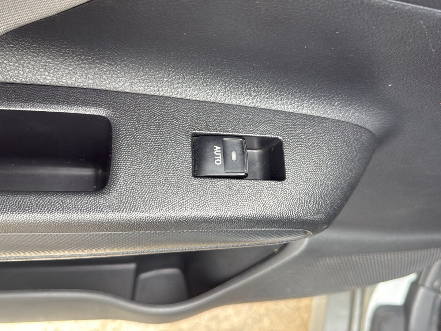 2009-2017 Toyota Wish ZGE20 - Left Rear Window Switch PN: