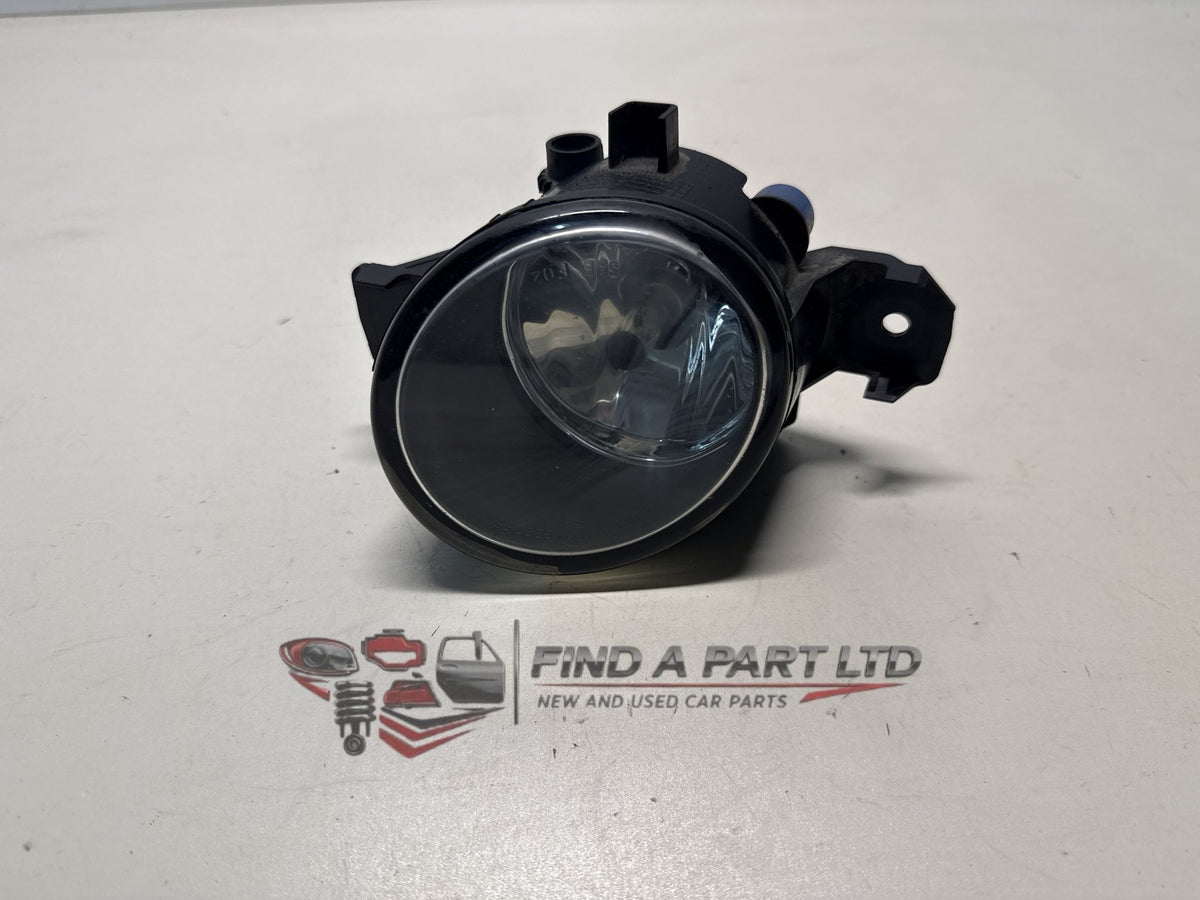 2006 Nissan X-Trail T30 - Right Fog Light PN: 26150 89905EW