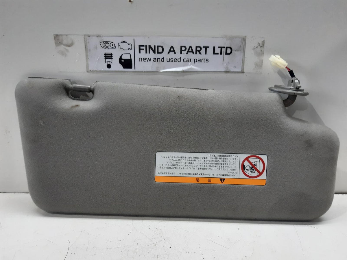 May 2002 to Dec 2008 - Nissan Murano Z50 - Left Sun Visor