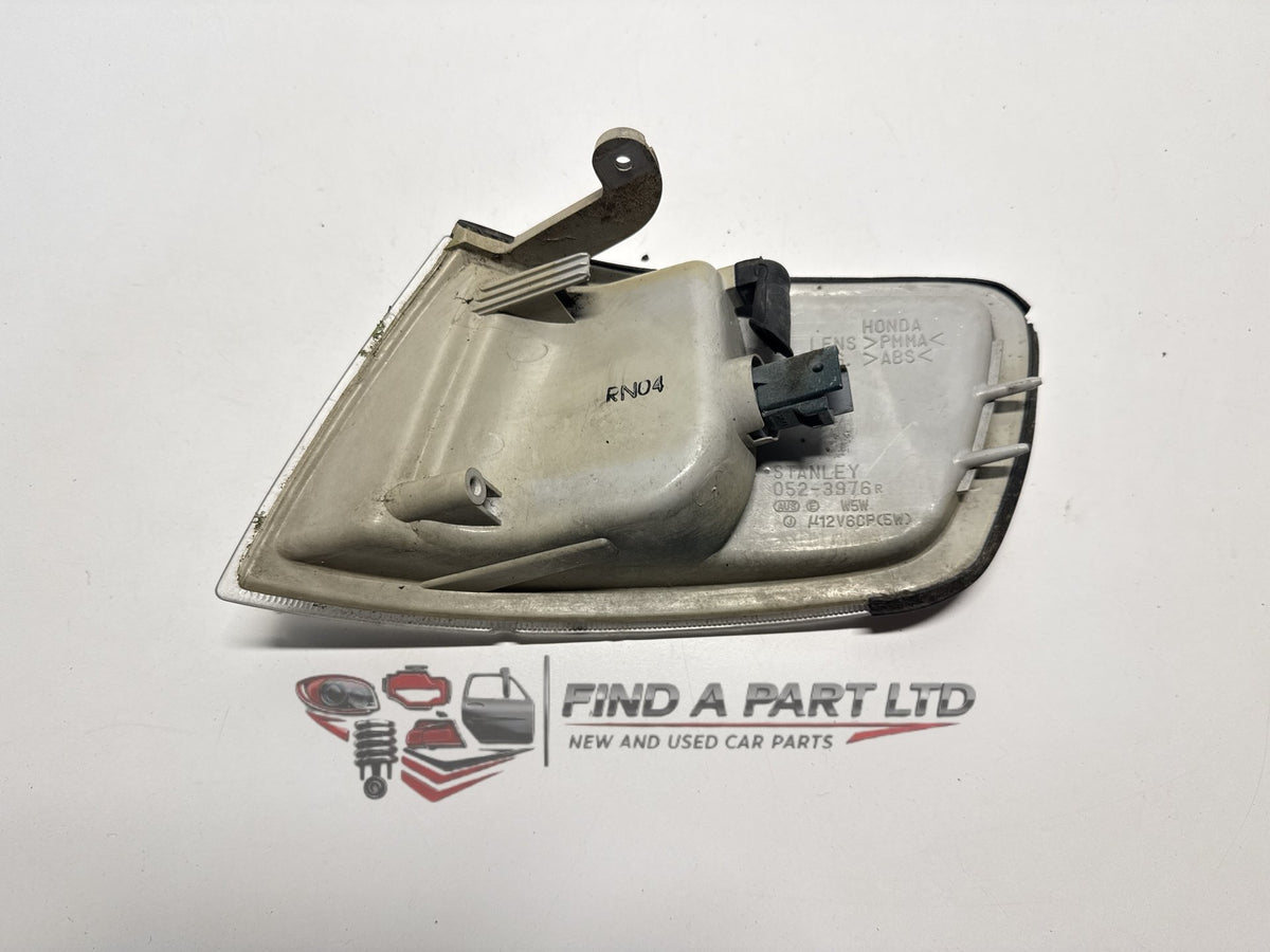 1997 Honda Accord CD - Right Corner Light PN: 052-3976