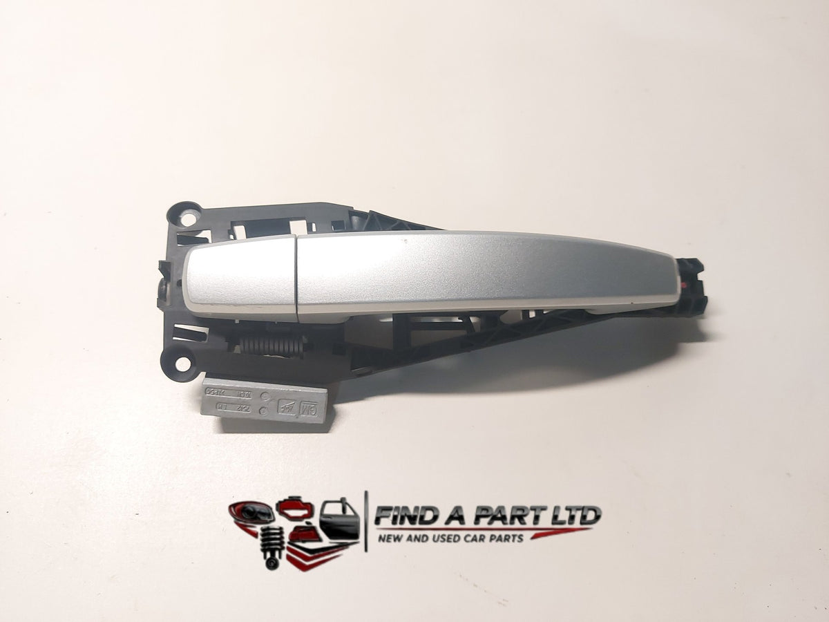 2015 Holden Cruze JH - Left Front Exterior Door Handle PN: