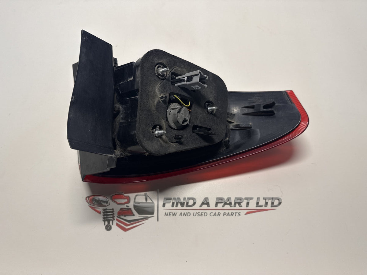 2013 Ford Mondeo MK4 - Right Taillight PN: BS71-13404-A