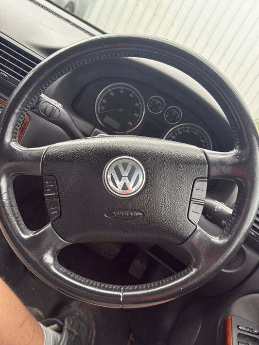 1998-2005 Volkswagen Passat- Steering Wheel PN: