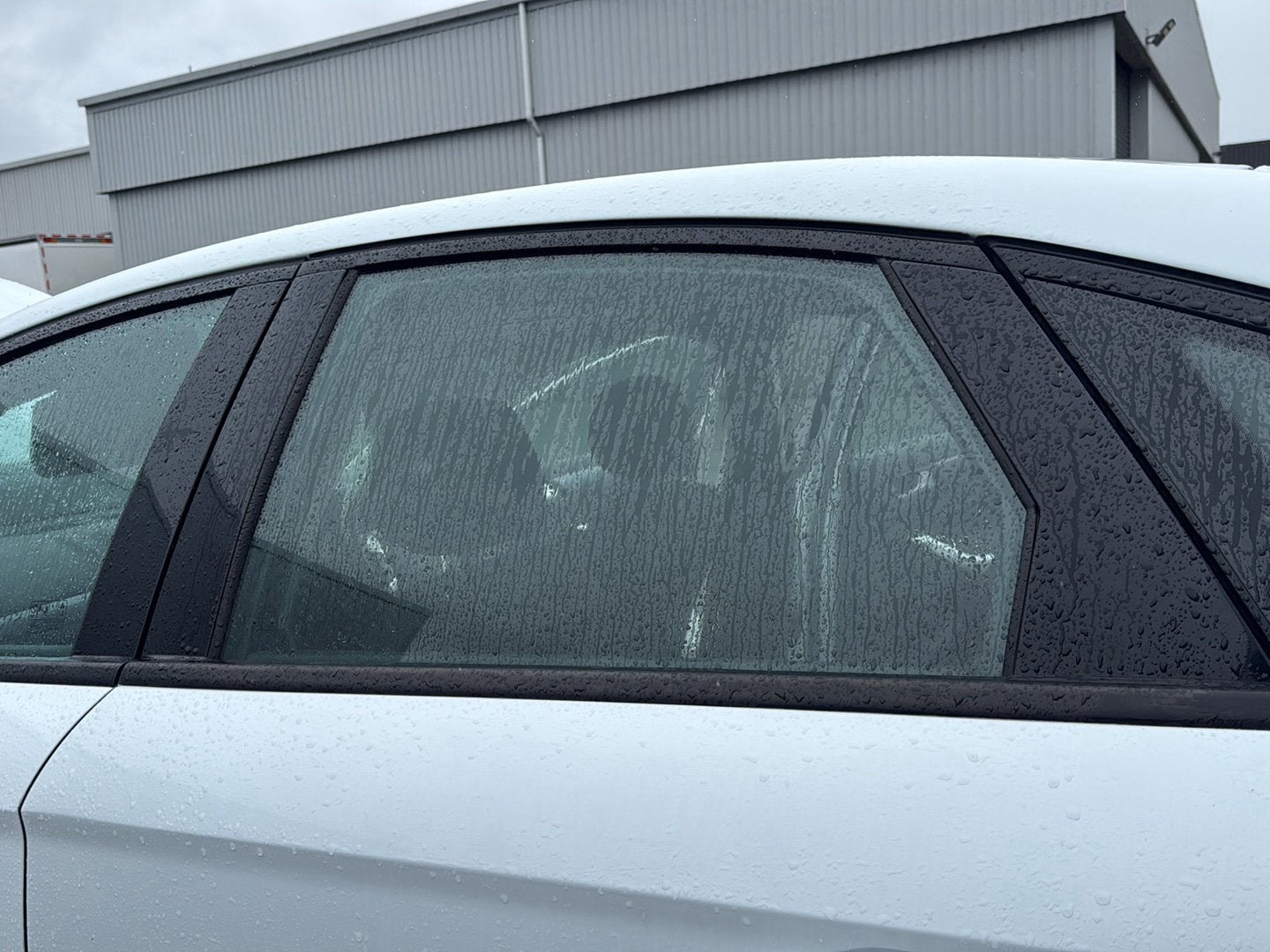 2007-2014 Ford Mondeo MK4 - Left Rear Door Window PN: