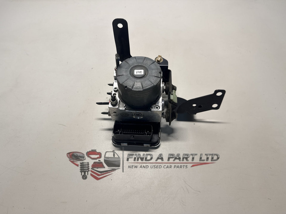 2016 Mitsubishi Outlander GF*W - ABS Pump/Modulator PN: 4670B374
