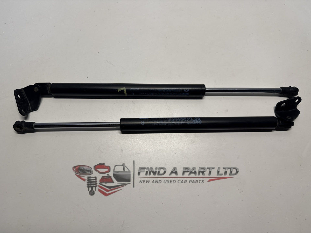 2013-2016 Mazda CX-5 KE - tailgate strut pair PN: